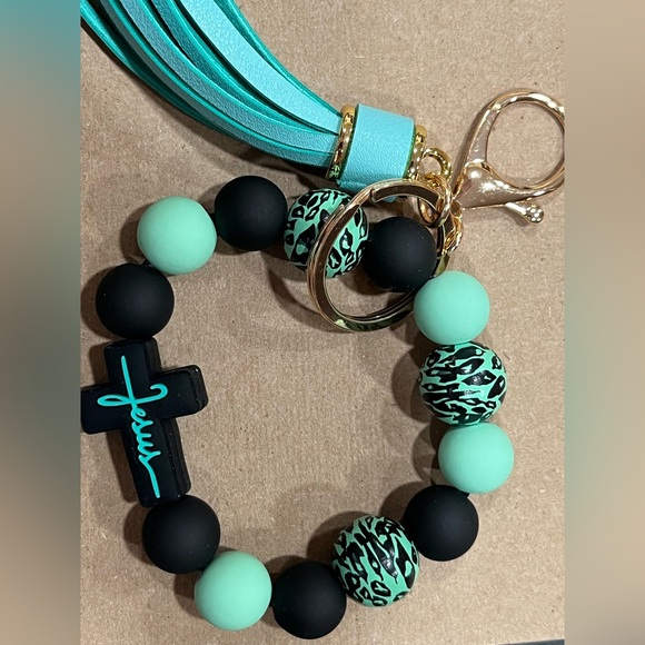 2/$18 Jesus Key Ring Beads Keychain - Picture 2 of 4